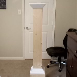 Stuff to hang your pictures on